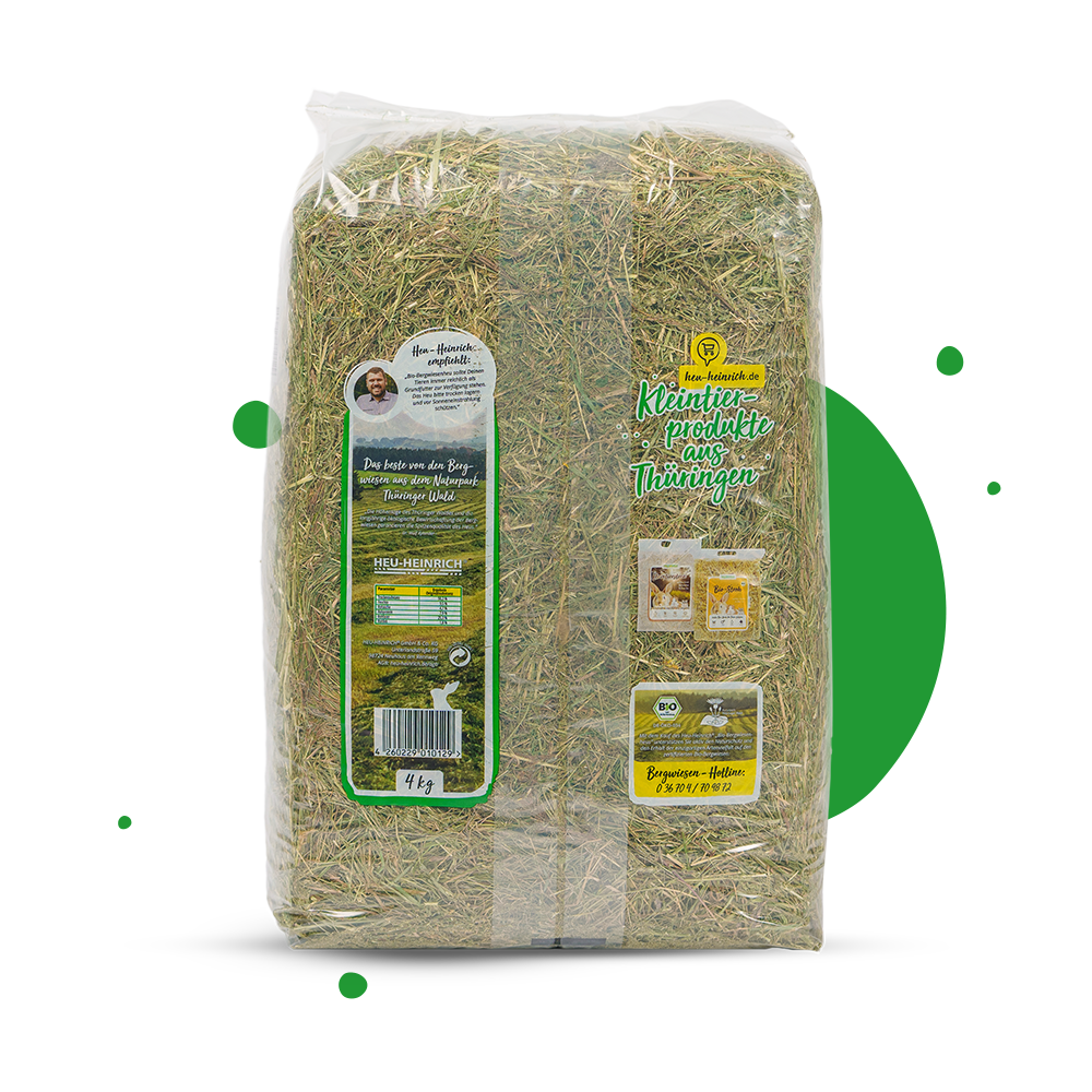 4 kg Bio-Bergwiesenheu von Heu-Heinrich – Rückseite mit Produktetikett, Anwendung und Herkunftshinweisen
